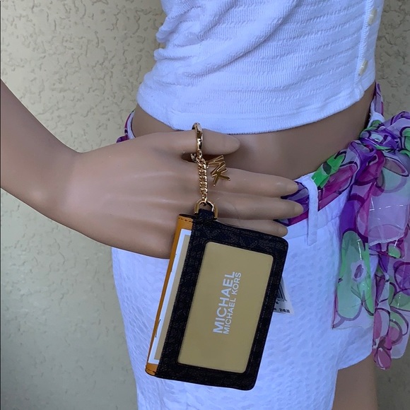 Michael Kors KALA SM FLP KY CRD CS MARIGOLD - Picture 2 of 16